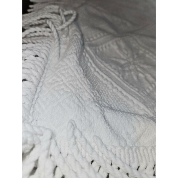 Vintage King Coverlet Blanket White Embroidery on White w Fringe Trim W/1 Sham - Picture 11 of 12